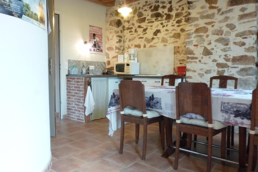 Chambres D'Hotes Le Chateau Rouge Saint-Germain-sur-Moine Esterno foto