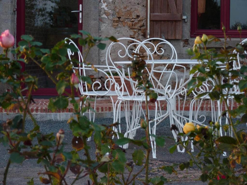 Chambres D'Hotes Le Chateau Rouge Saint-Germain-sur-Moine Esterno foto